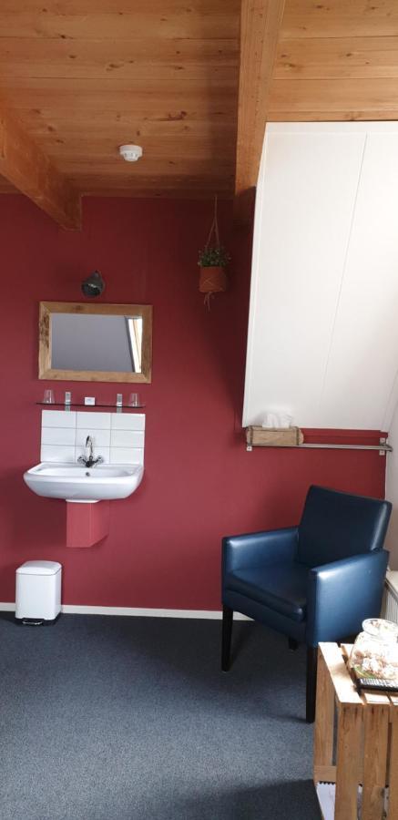 Bed And Breakfast "De Smousenhoek" Ouddorp Exterior foto